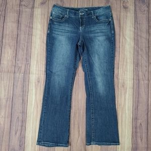 Maurices Curvy Bootcut Jeans Size 13/14